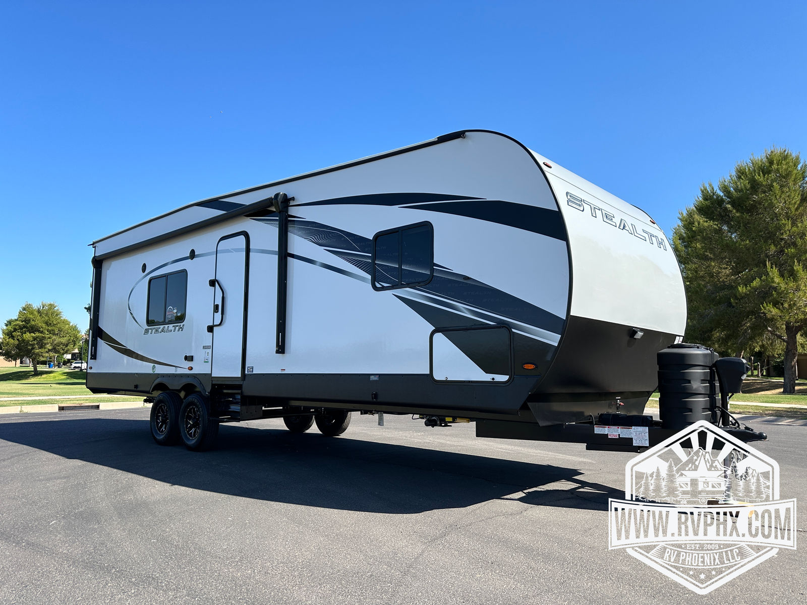 2750GLE Toy Hauler Rental 