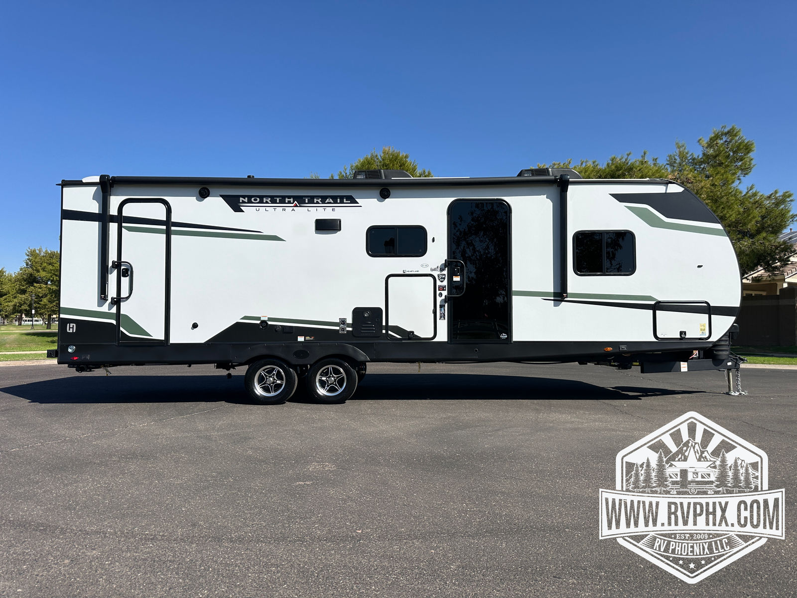 North Trail 2611BH 