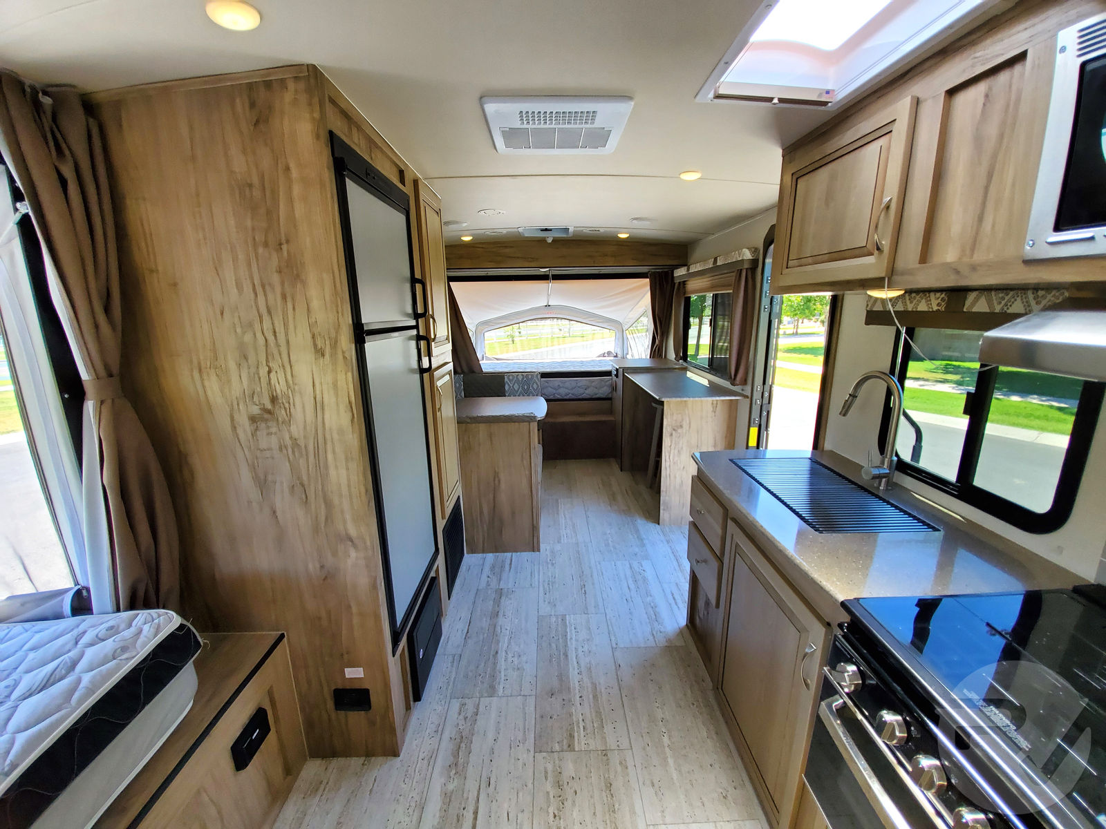 185X Trailer Rental 