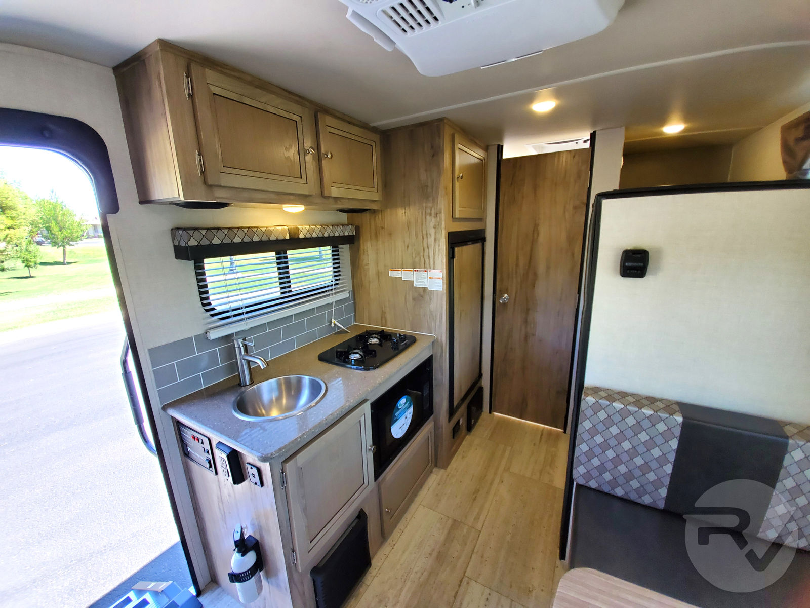 177BH Trailer Rental 