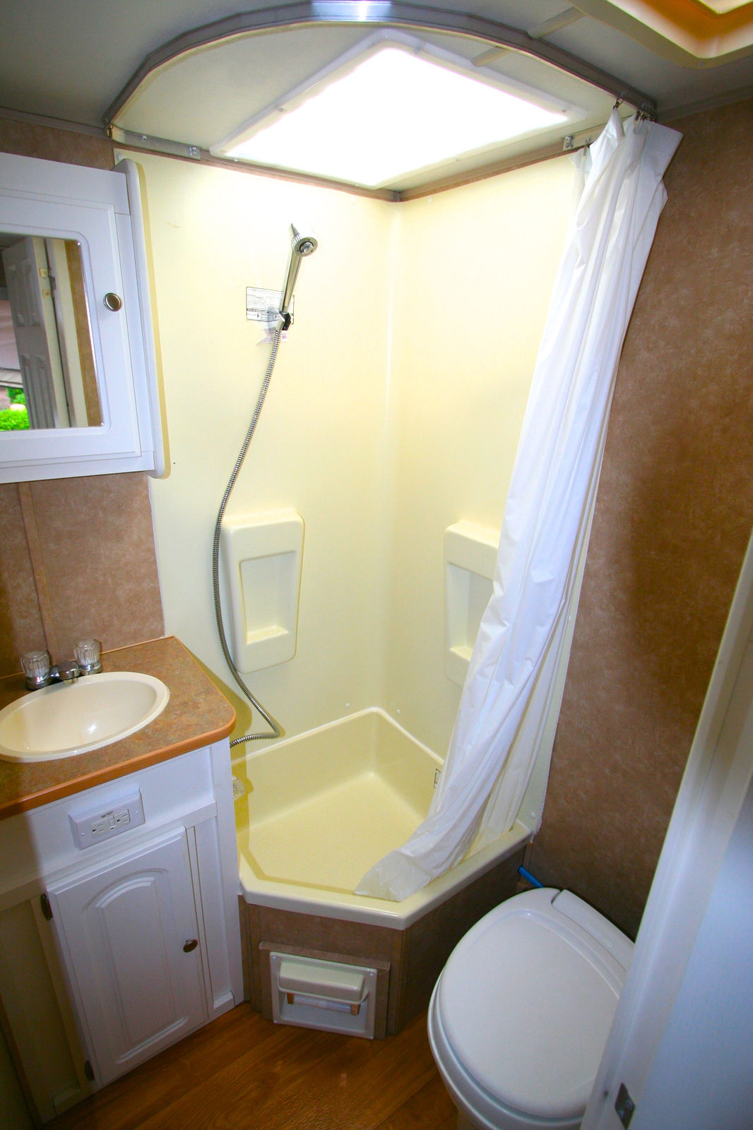 Antigua Travel Trailer 