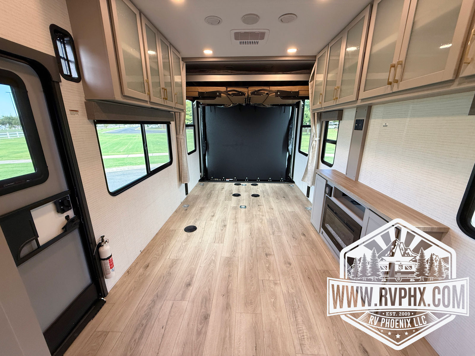2900S Toy Hauler Rental 