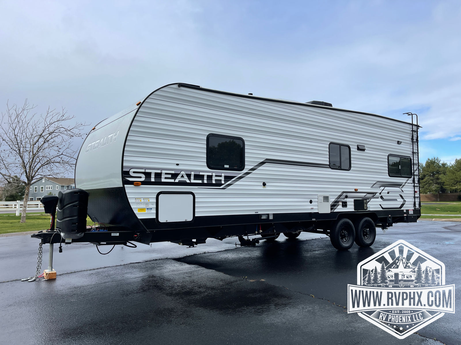 2413 Stealth Toy Hauler Rental 