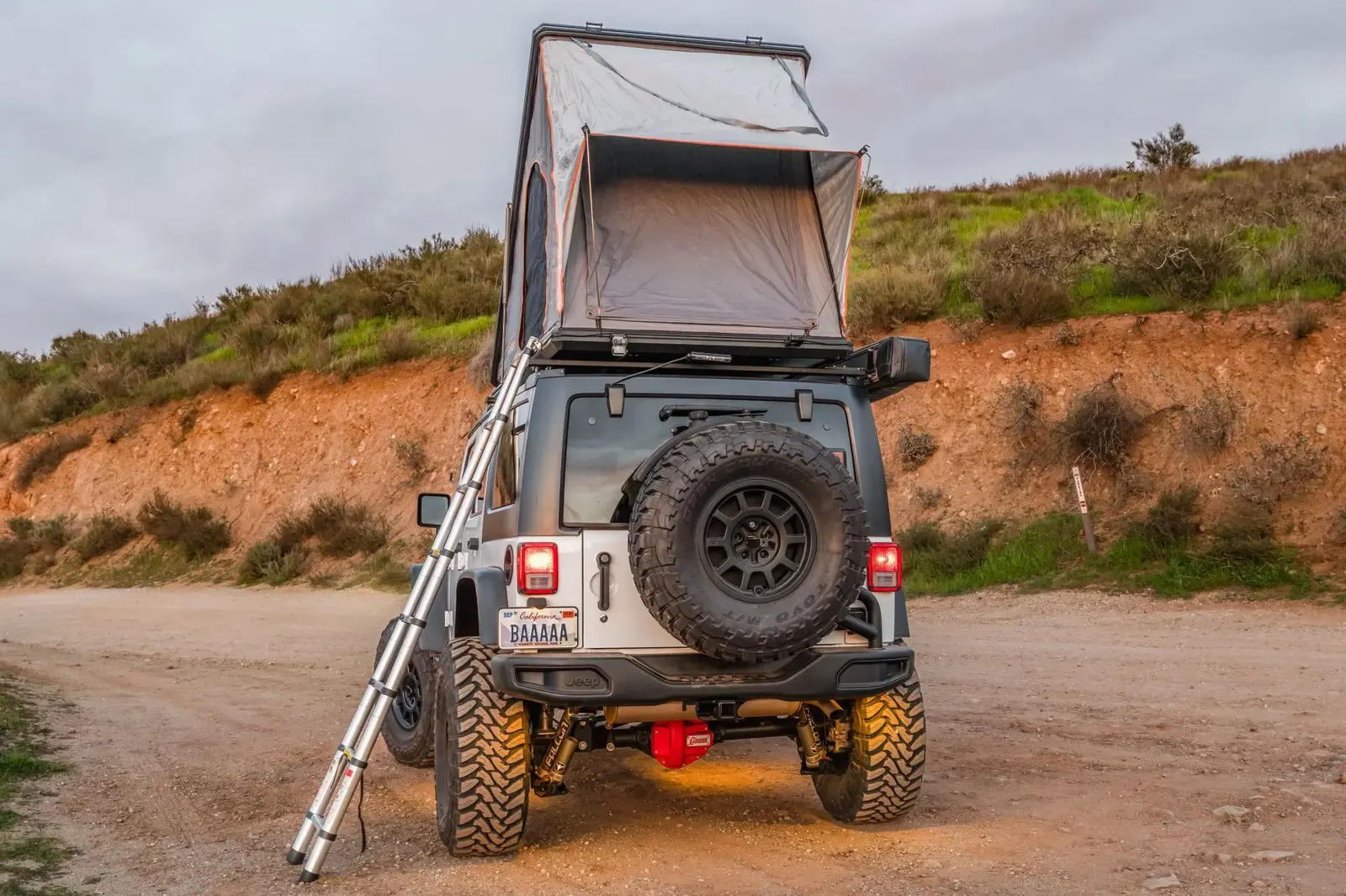 Jeep Overlander 