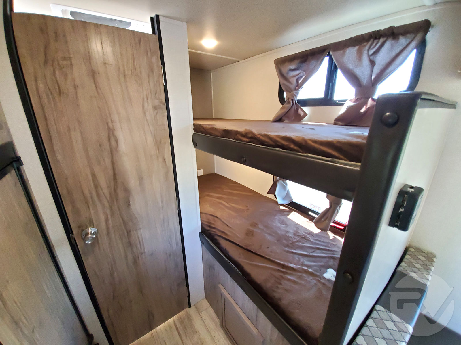 177BH Trailer Rental 