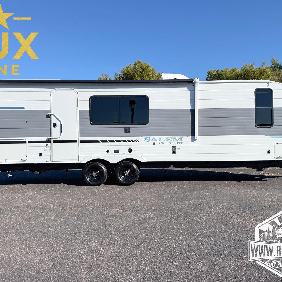 Towing an RV Rental in Arizona: License, Tow Vehicle & Hitch Basics
