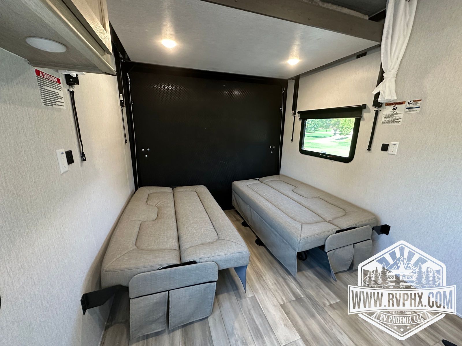 2024 Forest River Stealth 2750GLE — photo 11